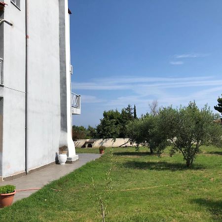 Modern House Guest House Afytos Exterior foto